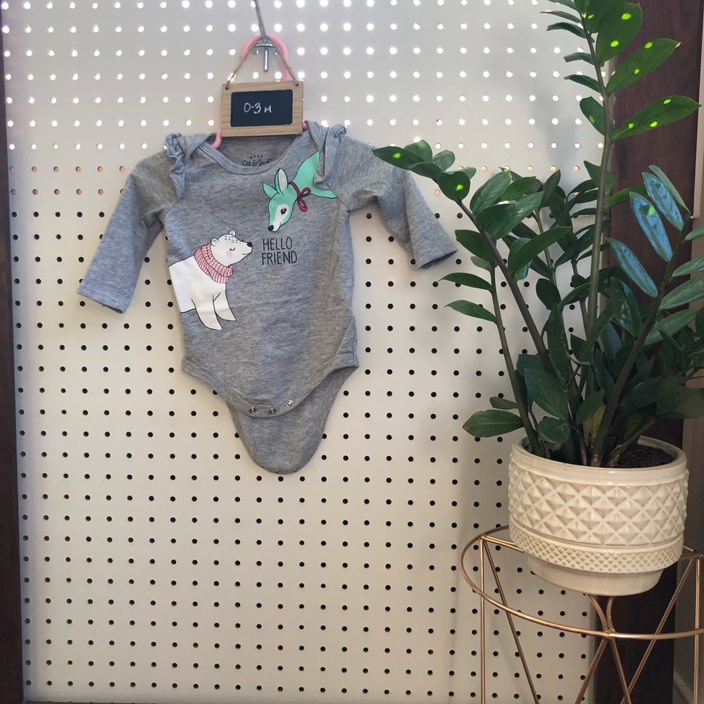 Ruffled bodysuit with cute winter theme